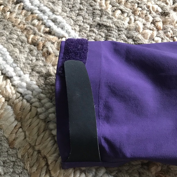 Arcteryx Jacket Women’s Medium Gore-Tex - Picture 14 of 16